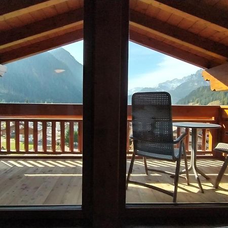 Hotel Flora Alpina Campitello di Fassa Zewnętrze zdjęcie
