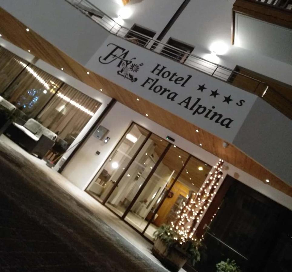 Hotel Flora Alpina Campitello di Fassa Zewnętrze zdjęcie