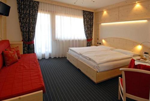 Hotel Flora Alpina Campitello di Fassa Zewnętrze zdjęcie
