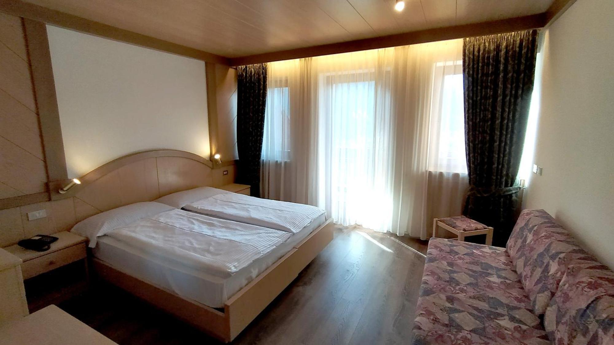 Hotel Flora Alpina Campitello di Fassa Zewnętrze zdjęcie