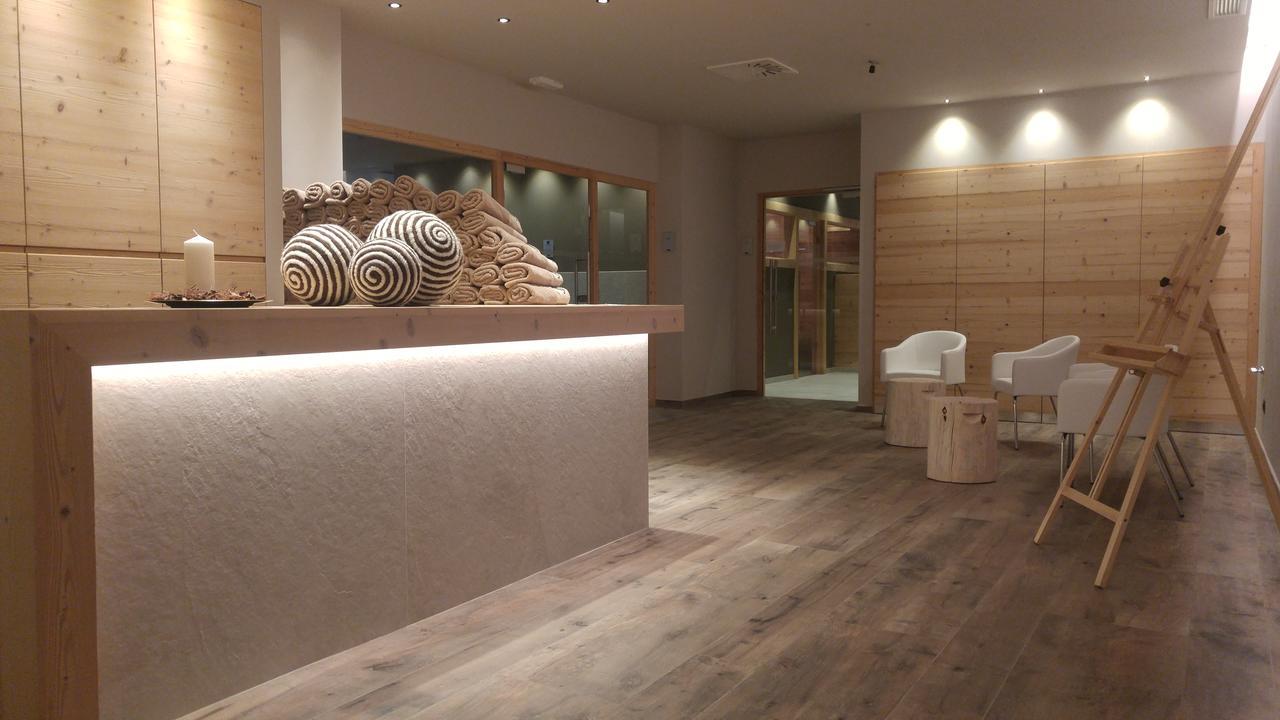 Hotel Flora Alpina Campitello di Fassa Zewnętrze zdjęcie